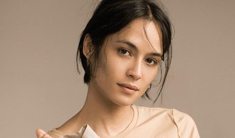 Mariana Renata. Aktris dan Model Asal Indonesia yang Berhasil Berkiprah Menjadi Model di New York City, Amerika Serikat