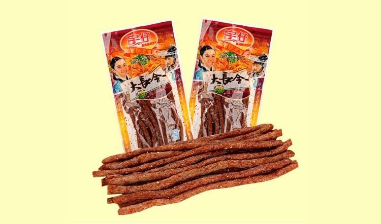 Latiao, Snack Khas China yang Lagi Viral di MedSos. Gimana Sih Cara Bikinnya?